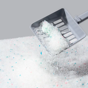 Litière pour <span class=keywords><strong>chat</strong></span> en cristal agglomérant à sable fin et léger, avec une taille de granules et une texture idéales pour les pattes délicates - Product Image 3