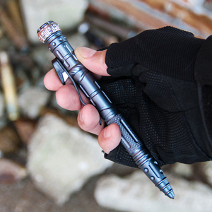Xhandle SD-01 Penna Multiuso Professionale EDC con Fidget Spinner, Luce LED, Punta in Tungsteno, Rompivetro, Strumento per Esterni - Product Image 1