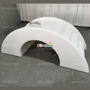 Túnel de Juego Suave Moderno en Gris Rosado, Equipo de Juego Totalmente Blanco para Bebés y Niños Pequeños - Product Image 3