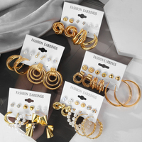 Nouvelle Mode Boucles d'Oreilles Puces Plaqué Or pour Femmes Ensemble de Bijoux Perles Usage Quotidien Fête Luxe Pierres Cristallines