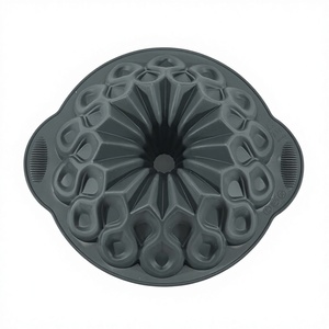 Molde de Silicona en Espiral Fácil de Limpiar para Pastel Bundt y <span class=keywords><strong>Mousse</strong></span>, Antiadherente, 120g, Libre de BPA, Cumple con REACH CA65 - Product Image 2