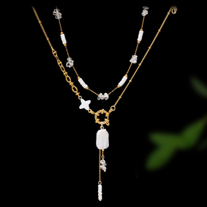 Ensemble de colliers superposés pour femmes en acier inoxydable plaqué or 18 carats, imperméable, avec perles de coquillages et cristaux blancs naturels - Product Image 2