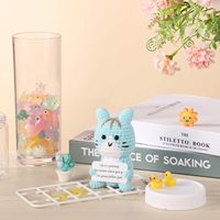 Chat positif drôle, poupée de chat tricoté mignon de 3.54 pouces, poupée d'aiguille cadeau chanceux en peluche fête d'anniversaire encouragement (bleu)