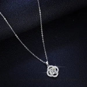 Collana in argento Sterling 925 con Design a quadrifoglio GRA Moissanite con diamante 1ct rispettoso dell'ambiente per le donne