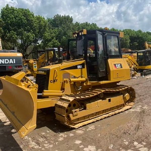 <span class=keywords><strong>Bulldozer</strong></span> Caterpillar <span class=keywords><strong>Cat</strong></span> D5K Usato Originale con Energia Cinetica ad Alta Efficienza, <span class=keywords><strong>Bulldozer</strong></span> Cingolato da 9 Tonnellate Usato in Fabbrica in Vendita - Product Image 1