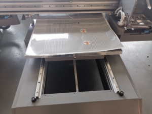 Impresora UV de Escritorio con Posicionamiento Visual CCD 6090, Impresora Industrial de Inyección de Tinta UV para Imprimir Cajas de Correo - Product Image 4