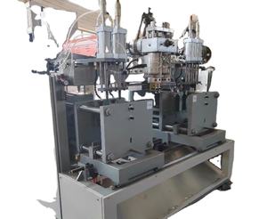 เครื่องทำขวดพลาสติกอัตโนมัติขนาด 1 ลิตร เครื่องทำถังพลาสติก เครื่องเป่าขึ้นรูปพลาสติกแบบโรตารี่ - Product Image 4