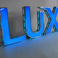 Fabricant de panneaux publicitaires LED 3D personnalisés pour restaurants, hôtels, boutiques et centres commerciaux en extérieur avec texte défilant et étanchéité IP54