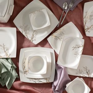 Service <span class=keywords><strong>de</strong></span> table en porcelaine fine 49 pièces, pour <span class=keywords><strong>8</strong></span> <span class=keywords><strong>personnes</strong></span>, avec détails dorés - Product Image 3