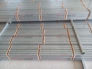 Poste de Señalización Vial Cuadrado Perforado de Acero Galvanizado de Alta Calidad Marca Junhe para Seguridad Vial - Product Image 6