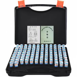 Jeu <span class=keywords><strong>de</strong></span> jauges <span class=keywords><strong>de</strong></span> mesure métriques pour mesures <span class=keywords><strong>de</strong></span> précision, classe ZZ, avec étui <span class=keywords><strong>de</strong></span> rangement - Product Image 3