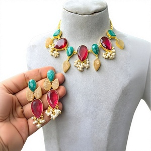 Impresionante Conjunto de Collar y Aretes de Perlas de Imitación Chapadas en Oro, Joyería de Moda para Mujer, Regalo de Boda - Product Image 2