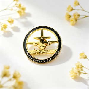 Pins en émail de jeu noir et jaune, badges de revers en émail dur pour collectionneurs de jeux, accessoires pour vestes et sacs - Product Image 3