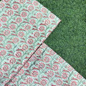 Tela de Algodón Puro Estampada a Mano con Diseño Floral en Verde Menta Claro y Rosa Coral, Estampado Artesanal - Product Image 3
