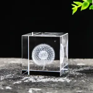 Jy cubo de cristal gravado a laser, baixo preço 3d, para presentes, clássico, padrão transparente k9, cubos de vidro de cristal