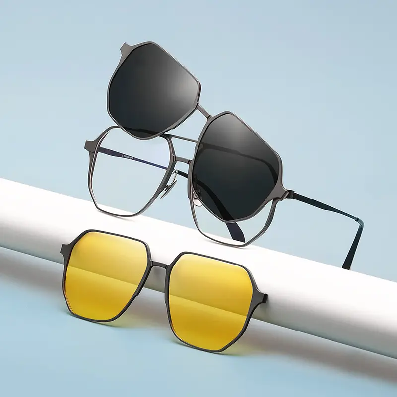 अनुकूलित उच्च गुणवत्ता वाले ध्रुवीकृत मिश्र धातु टाइटेनियम चुंबकीय क्लिप-ऑन धूप का चश्मा पुरुषों के लिए UV400 क्लिप ऑन चश्मा