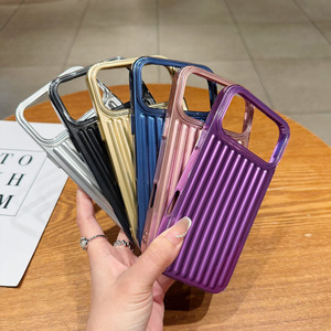 Custodia Magnetica Sottile Opaca di Alta Qualità per <span class=keywords><strong>Apple</strong></span> <span class=keywords><strong>iPhone</strong></span> 17 <span class=keywords><strong>14</strong></span> 15 16 Pro Max Plus, con Vernice Metallica e Strisce 3D, Antiurto - Product Image 3