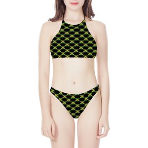 Ensemble <span class=keywords><strong>de</strong></span> maillots <span class=keywords><strong>de</strong></span> <span class=keywords><strong>bain</strong></span> fitness personnalisés à imprimé fraise Bikini et vêtements <span class=keywords><strong>de</strong></span> plage pour femmes Shorts pour hommes et <span class=keywords><strong>deux</strong></span> pièces Maillots <span class=keywords><strong>de</strong></span> <span class=keywords><strong>bain</strong></span> assortis pour couples - Product Image 4