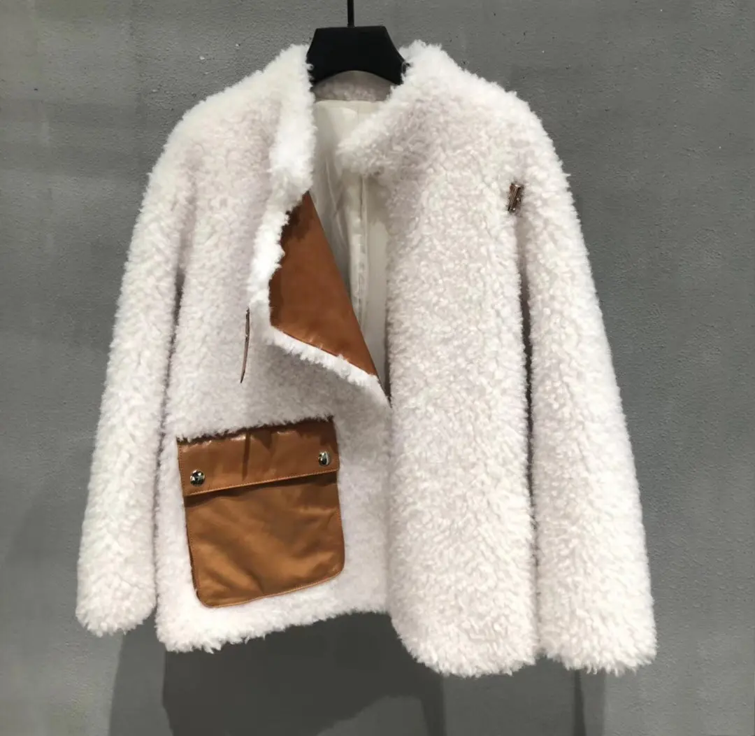 Real Lamb Fur Coat Women Elegant Autumn Winter Warm Soft Fur Jacket Female Plush Overcoat Leather Pocket Casual Teddy Outwear