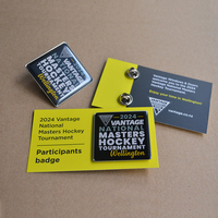 Badges en métal de logo personnalisé professionnel vêtements de mode broche épingles à chapeau épinglettes en émail dur doux avec épingle époxy de carte de support