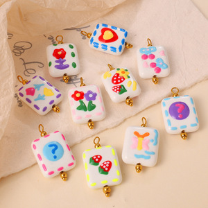 Colgante cuadrado pintado a mano con diseño de flor, fruta y signo de interrogación, accesorios de joyería DIY para la elaboración de collares. - Product Image 1