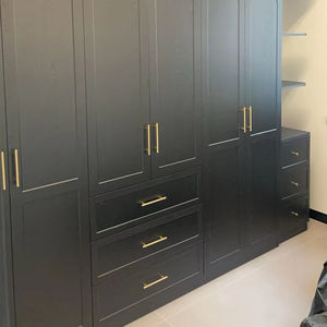 نظام أنيق راقِ مع مقصورات مخفية وشاشات تزيين لغرفة النوم - Product Image 2