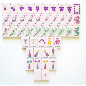 La Colección de Vinos en Rosé: Juego de Mahjong Americano de Diseño, Hecho a Medida en Fábrica - Product Image 1