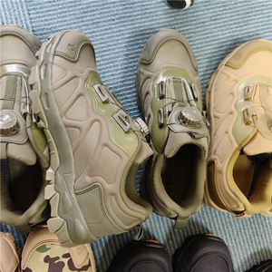 DFE01 Zapatillas Deportivas Tácticas ESDY de Corte Bajo, Camuflaje Verde Oliva para Bosque y Selva, Personalizadas - Product Image 1
