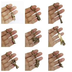 Handwerk Sleutelhanger Arm Flesopener Messing Hand Autosleutel Hanger - Product Image 5