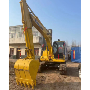 Excavatrice Komatsu PC130 d'occasion, modèle 2022, 13 tonnes, avec moteur, boîte de vitesses et pompe - Product Image 3