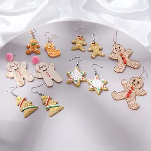 New Creative Christmas Jewelry Gifts Cartoon Enamel Metal Santa Claus Wreaths Snowflake Christmas Tree Stud Earrings for Women