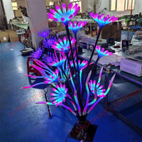 Lampe d'arbre chrysanthème renard à neuf queues étanche |   Lampe de jardin LED sur le thème d'Avatar avec dégradé de couleurs pour la décoration extérieure
