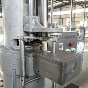 Auto Nitrogen Injection Molding Cork <strong>Wine</strong> Bottle <strong>Press</strong> Inserting Capping Machine Corking for Sale - Product Image 3