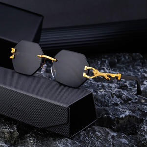 Gafas de Sol sin Marco para Hombre JY-9070, Lentes de PC Negras, Protección UV400, Diseño Cuadrilateral, Origen Taizhou - Product Image 1