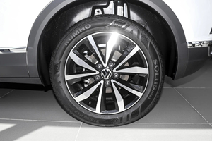Argelia 2025 Último VW LHD <span class=keywords><strong>Gasolina</strong></span> 5 puertas 5 plazas Compacto SUV DCT Turbo Motor Gaslion Sports New Car - Product Image 6