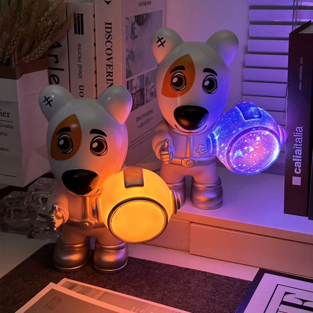 Space Dog Speaker Seven Color Light Fantasy Starry Sky Ornaments Portable Audio Gift Portable Subwoofer