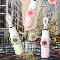 Parapluie pliant trois volets de style coréen, entièrement automatique, motif petites fleurs, en matériau 190T avec revêtement noir épais anti-UV