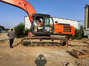 Excavadora Usada de Buena Calidad, Excavadora Japonesa Usada de 20 Toneladas Hitachi Zx200 - Product Image 2
