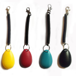 Ceinture de poignet réglable en plastique pour chien ou chat, accessoire d'entraînement à la propreté de chiots et de chatons, porte-clés à son - Product Image 3