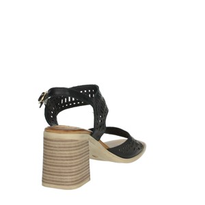 Sandali da donna neri alla moda con tacco comode scarpe da sposa 160792 in raso e pelliccia con punta quadrata - Product Image 3