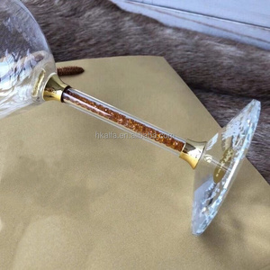 Verres à vin en cristal transparent de couleur rouge de 280 ml avec logo personnalisé en or et diamant - Product Image 3