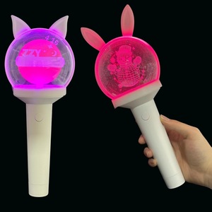 <b>Light</b>-up Hand Lamp 15-color LED Manual Button Battery Powered Cheering Props for Concerts - Product Image 2