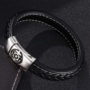 Nouveau Graver Logo Bracelet En Cuir <span class=keywords><strong>Noir</strong></span> pour Hommes Punk Tressé Corde En Acier Nouveau Bouton Mâle <span class=keywords><strong>Marin</strong></span> Bracelet Bijoux Cadeau D'anniversaire - Product Image 1