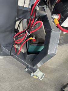 Mini Montacargas Eléctrico Portátil de 300 kg con Batería de Plomo-Ácido y Componentes PLC, Motor AC/DC para Almacenes - Product Image 6