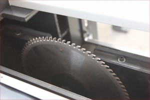 Sierra para <span class=keywords><strong>Madera</strong></span> con Alimentación Trasera: Ahorra Mano de Obra, Aumenta la Eficiencia - Product Image 5