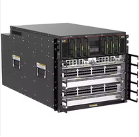 El switch central administrado CloudEngine16800-X4 con todas las funciones admite protocolos IPv6 de enlace ascendente de alta velocidad y es adecuado para la nube.