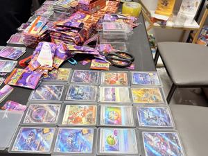 Pokemoned 151 Vol.4 Rassemblement Version chinoise simplifiée Booster Pack Cartes à jouer en papier Portable - Product Image 3