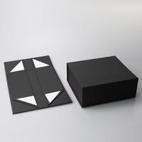 Scatola di immagazzinaggio pieghevole d'imballaggio magnetica del bollettino del regalo di carta nera del cartone di lusso Premium su ordinazione all'ingrosso per i vestiti delle scarpe