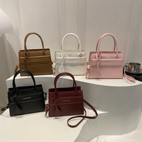 Sac fourre-tout mini vintage en cuir façon croco pour femme, sac à main de luxe, sac bandoulière quotidien pour le trajet