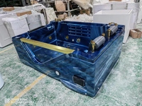 Baignoire intérieure en acrylique HG de haute qualité avec poignée avant dorée, deux appuie-têtes noirs et éclairage intérieur bleu pour projets
